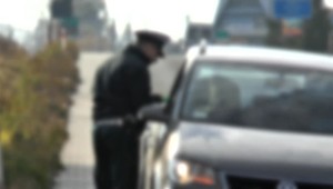 Falošní policajti uniesli ženu. Po zaplatení výkupného ich polícia odhalila