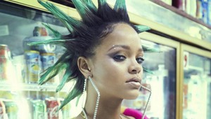 Rihanna radikálne zmenila účes. Mali by ste odvahu na TOTO?