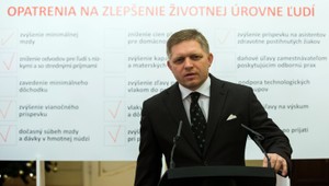 Fico: Reálne príjmy majú zvýšiť tri opatrenia z balíčka