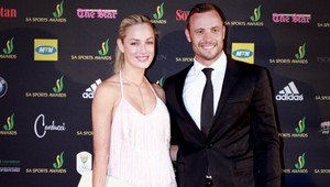 Pistorius čítal na súde zamilované sms správy. Do priateľky bol blázon