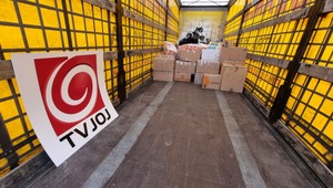 TV JOJ pomáha: Na Ukrajinu smeruje kamión so zásobami pre siroty