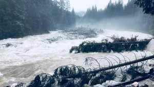 Situácia v Tatrách sa upokojuje. Hladiny riek sú ale stále nad normou