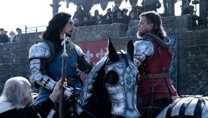 Vo filme plnom hviezd pretečie veľa krvi! A za všetkým je žena...