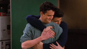 Prelomili mlčanie a láme to srdce! Seriáloví Joey a Monica sa vyjadrili ku skonu Perryho!