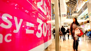 Výpredaje lákajú nízkymi cenami. Dávajte pozor, nie vždy je to tak