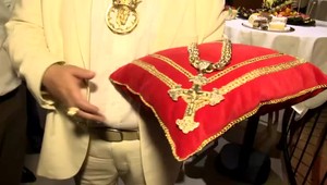 Syn rómskeho kráľa Roberta I. oslávil 18 rokov vo veľkom