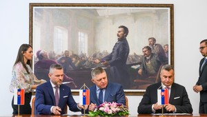 Politici reagujú na novú koalíciu: Memorandum mafie, reči o falošnom dokumente aj vláda temna