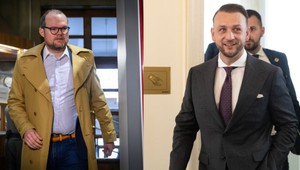 Kubina zverejnil sťažnosť Šutaja Eštoka: „Ministrovi prekáža, že sa ľudia na ňom smejú.“