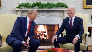 Zničil Biely dom aj demokraciu. Trumpa ostro kritizuje jeho predchodca