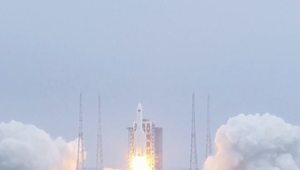 Krajina uzavrela vzdušný priestor. Bála sa čínskej rakety