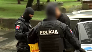 Súd rozhodol o väzbe pre neslávneho Mikuláša stíhaného za sériu viacerých prípadov v Nitre