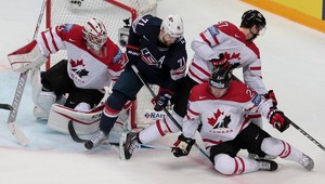 Duel plný zvratov. Obhajcu z Kanady potrápili Američania