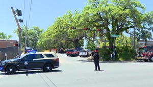 Pri streľbe na univerzite zomreli dvaja ľudia, polícia zadržala podozrivého