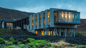Chcete obdivovať krásy Islandu? Vyskúšajte impozantný hotel uprostred ničoho