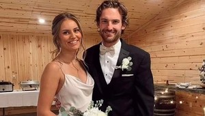 Priateľka tragicky zosnulého hokejistu Johnsona našla doma snubný prsteň