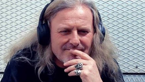 Líder Kabátu má jasno! Nikdy sa neostrihá, TOTO je poriadne zvláštny dôvod!