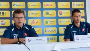 HUSTE.tv: Futsalistov čaká životný dvojzápas o ME. Potrebujú podporu!