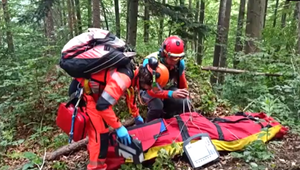 Boj o život mladého cyklistu: Zasahovať musel vrtuľník