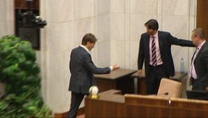 Aktualizované! Dráma v parlamente. Matovič sa takmer bil s Kaliňákom