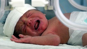 Brutalita rodičov! 4-mesačné bábätko z týrania osleplo...