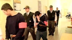 Brutálni mladí vrahovia! Starenku (†76) udusili a okradli