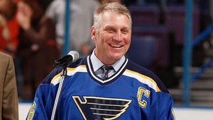 Brett Hull (49) sa po pätnástich rokoch vrátil do St. Louis