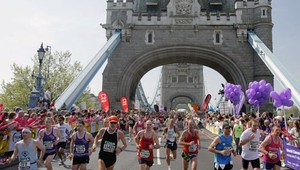 Podvod na maratóne, tretí v cieli sa zviezol autobusom!