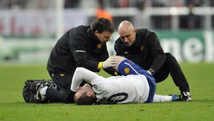 Rooney vynechá najbližší ligový duel, Capellovi bude k dispozícii