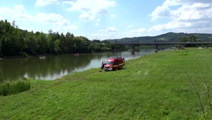 Mladú študentku hľadajú vo Váhu