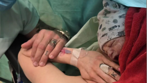 Ďalší Vémola je na svete! Lela zdieľala fotku priamo z operačnej sály!