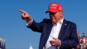 Republikáni začínajú národný snem: Majú potvrdiť kandidatúru Donalda Trumpa