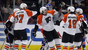 "Letci"poslali "jazdcov" do kolien 6-gólovou nádielkou, Višňovský asistoval