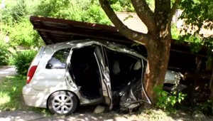 Nehoda 39-ročnej matky malého dieťaťa pri Bystrici. Utrpela vážne zranenie chrbtice