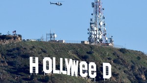 Z Hollywoodu sa stal Hollyweed. Nápis oslavoval marihuanu