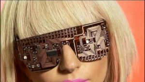Lady Gaga robí turné pre opité decká!