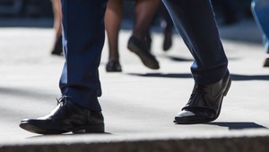 Čína po novom dokáže identifikovať obyvateľov na základe ich chôdze