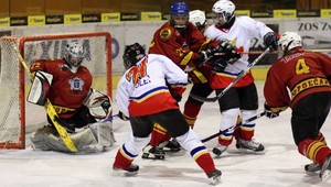 V hokeji sa bijú už aj dievčatá!