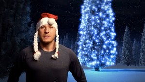 Hossa spieval so spoluhráčmi koledy v čarovných svetroch