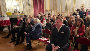 Vtipný a dojemný, takto hodnotí Vianočný príbeh herec Pierre Richard