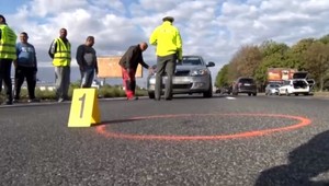 Auto zrazilo 6-ročné dievča. Lesana prebiehala cez cestu mimo priechodu pre chodcov