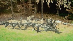 Poľovníkom podpálili chatu! Toto z nej zostalo...