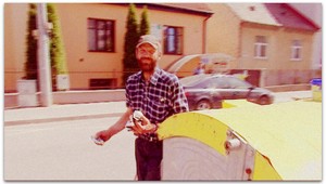 Zoznámte sa s Pištom. Bezdomovcom, ktorý separuje odpad