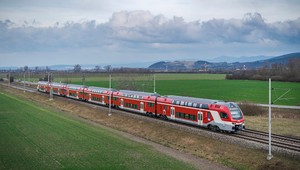 Cestujete pred Dušičkami? Viaceré vlaky medzi Bratislavou a Košicami sú už bez voľných miest