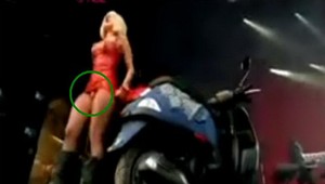 Lady Gaga ukázala svoj penis!