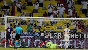 Turnaj vlastných gólov. Padlo ich viac ako za pätnásť ročníkov