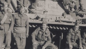 Neobyčajný príbeh bratov Čaplovičovcov z Kovačice: jeden počas vojny bojoval v Tobruku, ďalší pôsobil v Londýne, tretí bol v povstaní, o ktorom napísal zakázanú knihu.