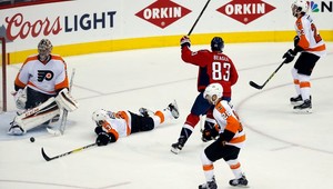 Washington aj Dallas odštartovali play-off bez inkasovaného gólu