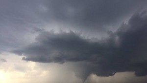 Blízko Slovenska sa objavilo tornádo