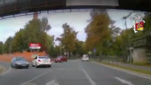 Kradli autá v zahraničí, jeden z nich už je za mrežami