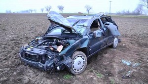 Volvo vyletelo z cesty, oslávenec Vinco (†27) nehodu neprežil